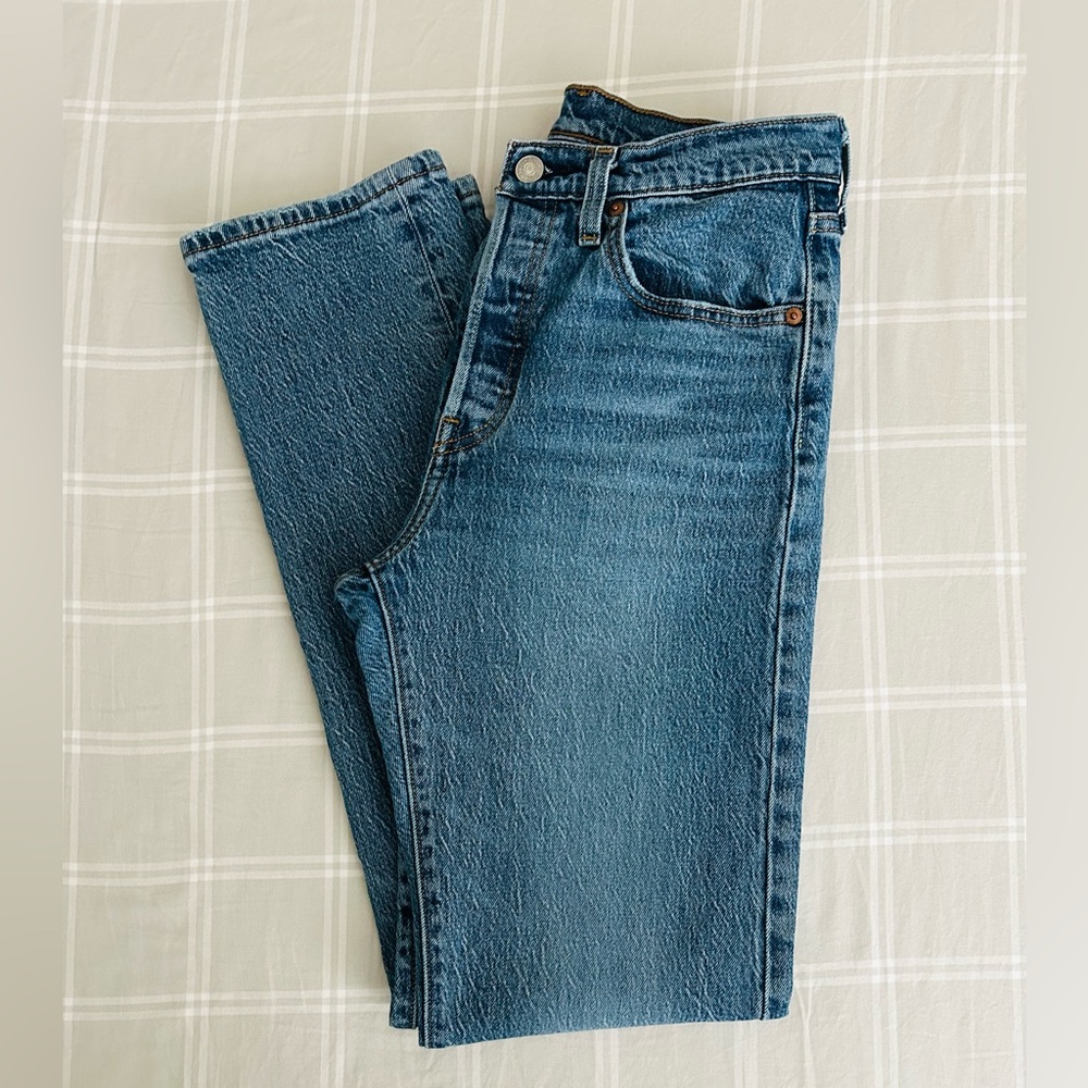Levi’s Women 501 Jeans 27x32